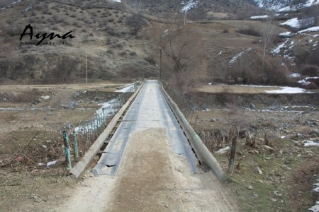Tovuzda “sirat körpüsü”: camaat “Allah-Allah”la üstündən keçir Tovuzda “sirat körpüsü”: camaat “Allah-Allah”la üstündən keçir