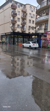 AAAF Park qanunsuz tikintilərin meydanına çevrilib
