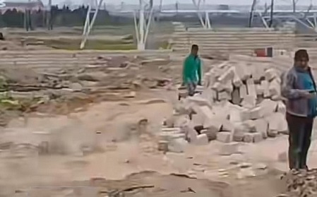 Adil Əliyev XARÜQƏLƏR YARADIR...